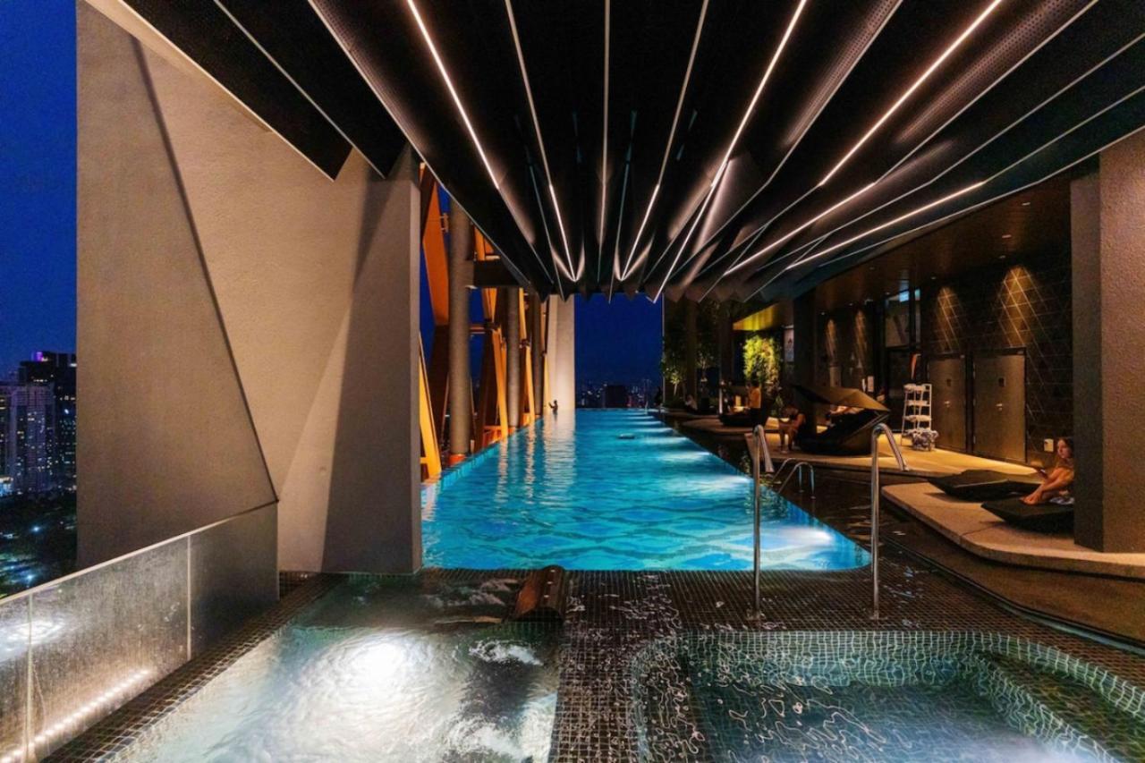 Scarletz Suites Klcc Twin Tower By Purple Orchid كوالالمبور المظهر الخارجي الصورة