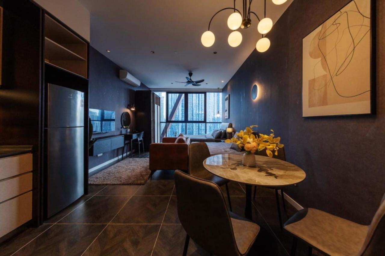 Scarletz Suites Klcc Twin Tower By Purple Orchid كوالالمبور المظهر الخارجي الصورة