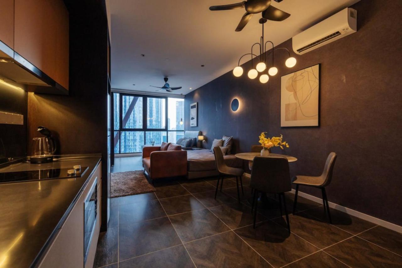 Scarletz Suites Klcc Twin Tower By Purple Orchid كوالالمبور المظهر الخارجي الصورة