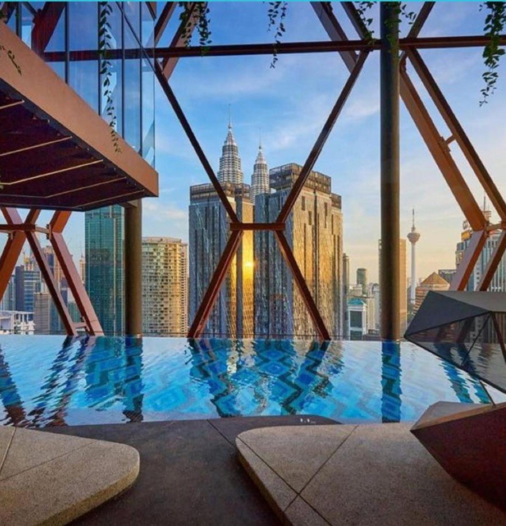Scarletz Suites Klcc Twin Tower By Purple Orchid كوالالمبور المظهر الخارجي الصورة