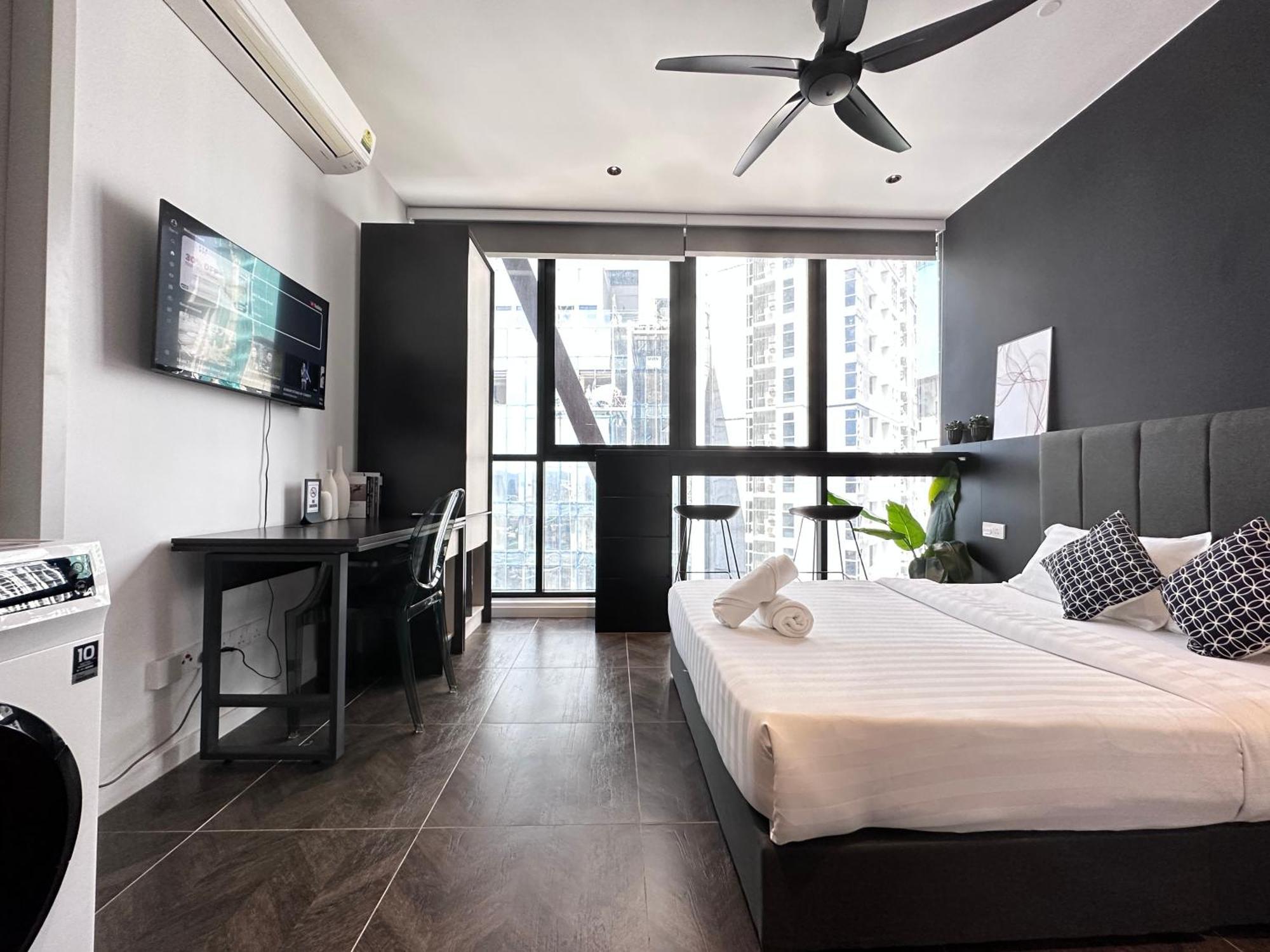 Scarletz Suites Klcc Twin Tower By Purple Orchid كوالالمبور المظهر الخارجي الصورة