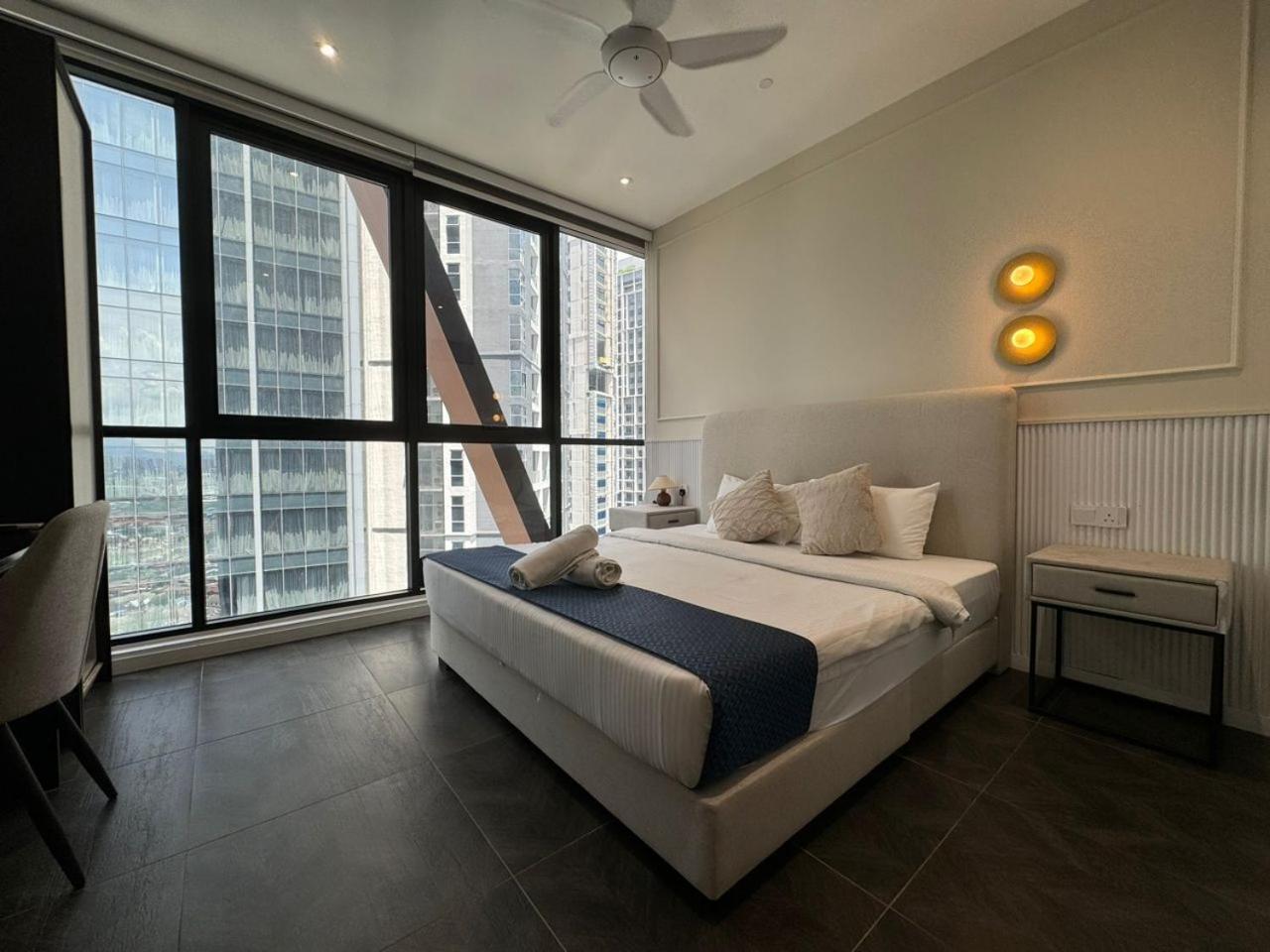 Scarletz Suites Klcc Twin Tower By Purple Orchid كوالالمبور المظهر الخارجي الصورة