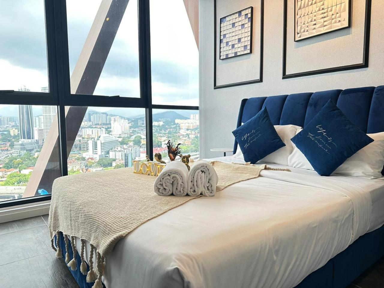 Scarletz Suites Klcc Twin Tower By Purple Orchid كوالالمبور المظهر الخارجي الصورة