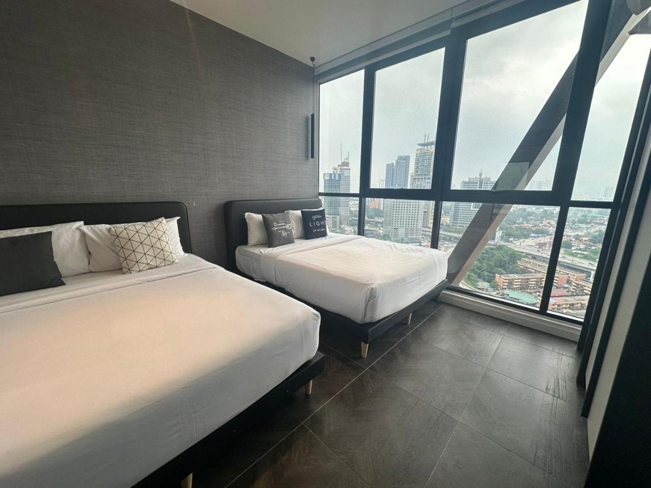 Scarletz Suites Klcc Twin Tower By Purple Orchid كوالالمبور المظهر الخارجي الصورة